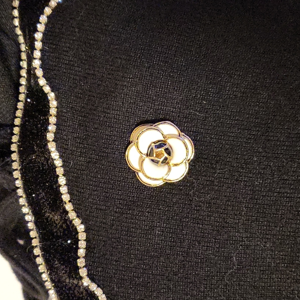 Brooch - Picture 3 of 6
